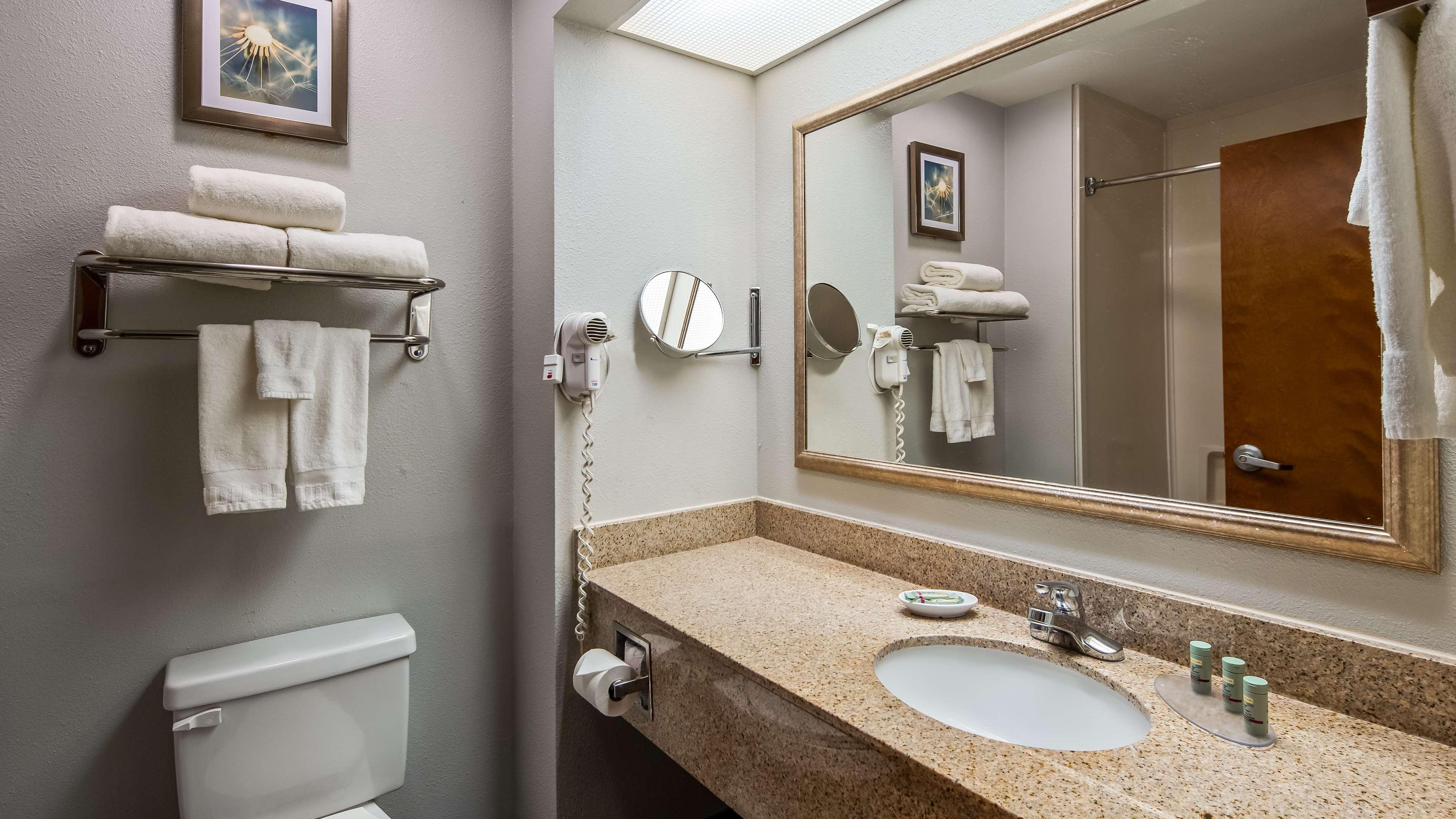 Best Western Executive Inn Корсикана Экстерьер фото