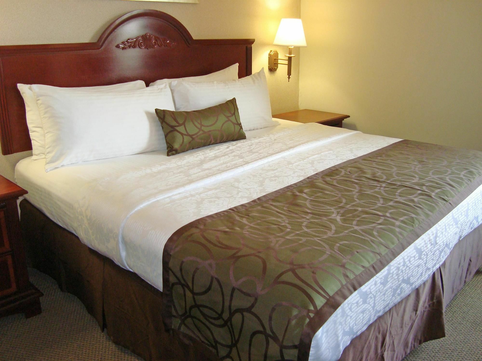 Best Western Executive Inn Корсикана Экстерьер фото